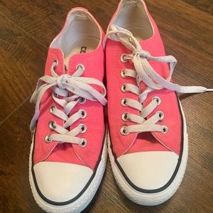 Hot Pink Converse Size 7